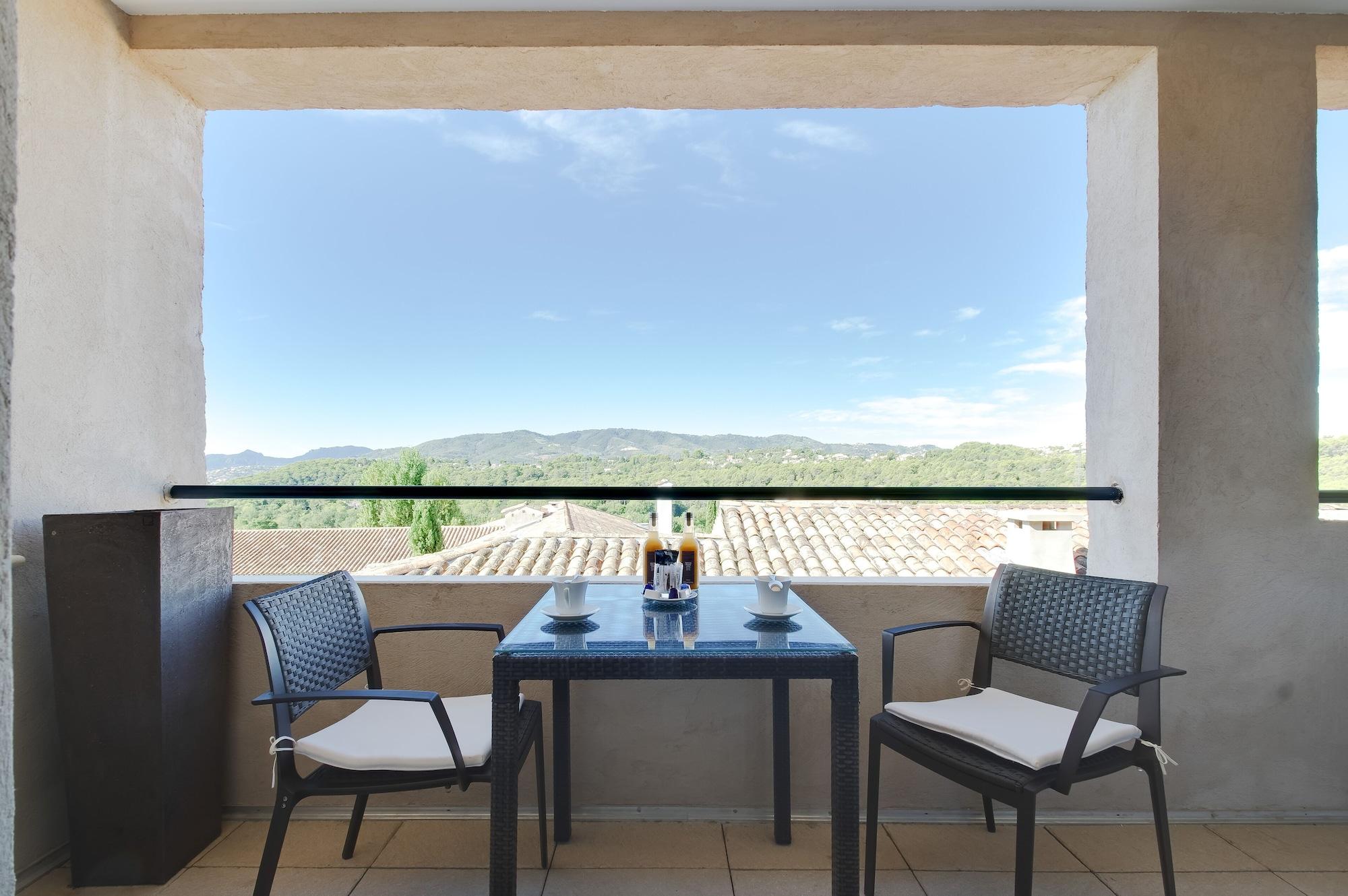 Royal Mougins Golf, Hotel & Spa De Luxe Exterior photo