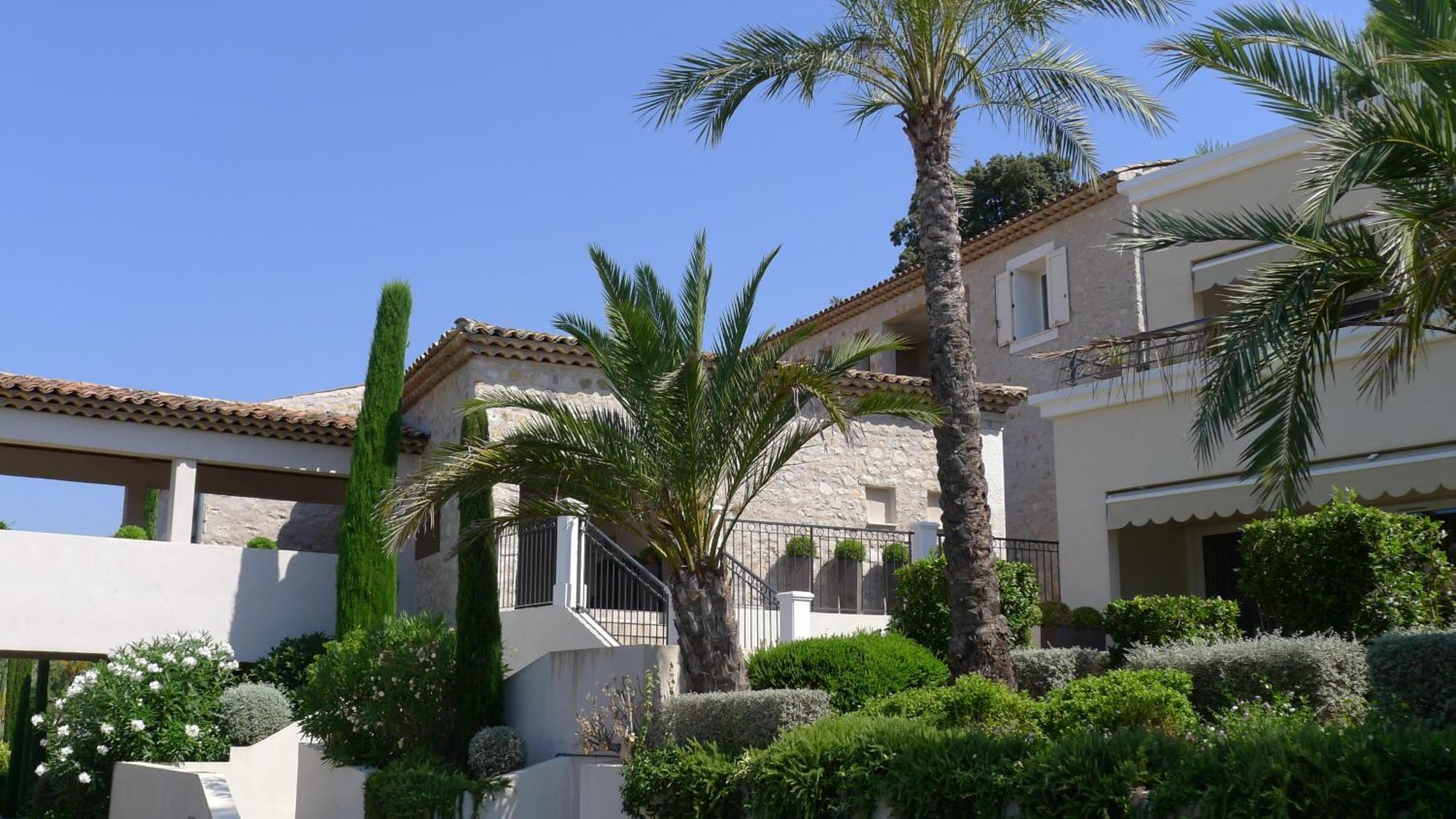 Royal Mougins Golf, Hotel & Spa De Luxe Exterior photo
