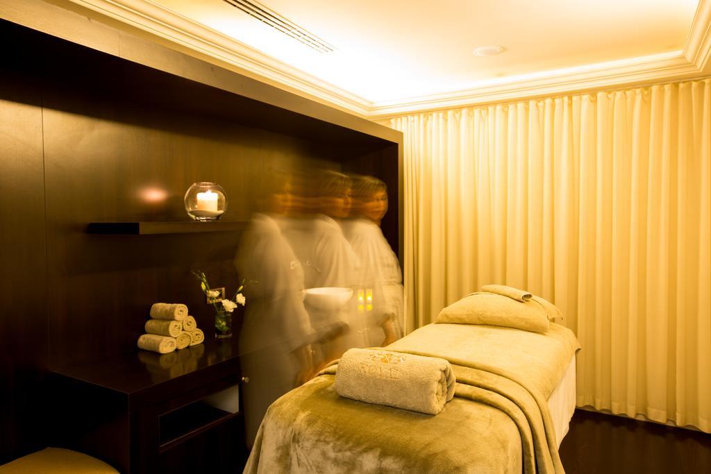 Royal Mougins Golf, Hotel & Spa De Luxe Exterior photo